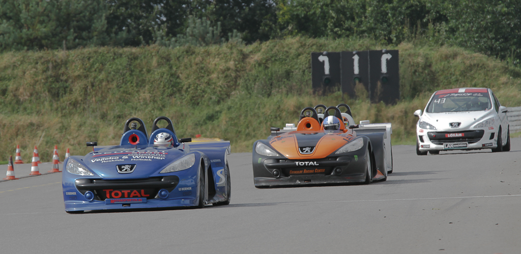 Elliot vandt efter en hård kamp løb to
(Foto: Motorsporten.dk)